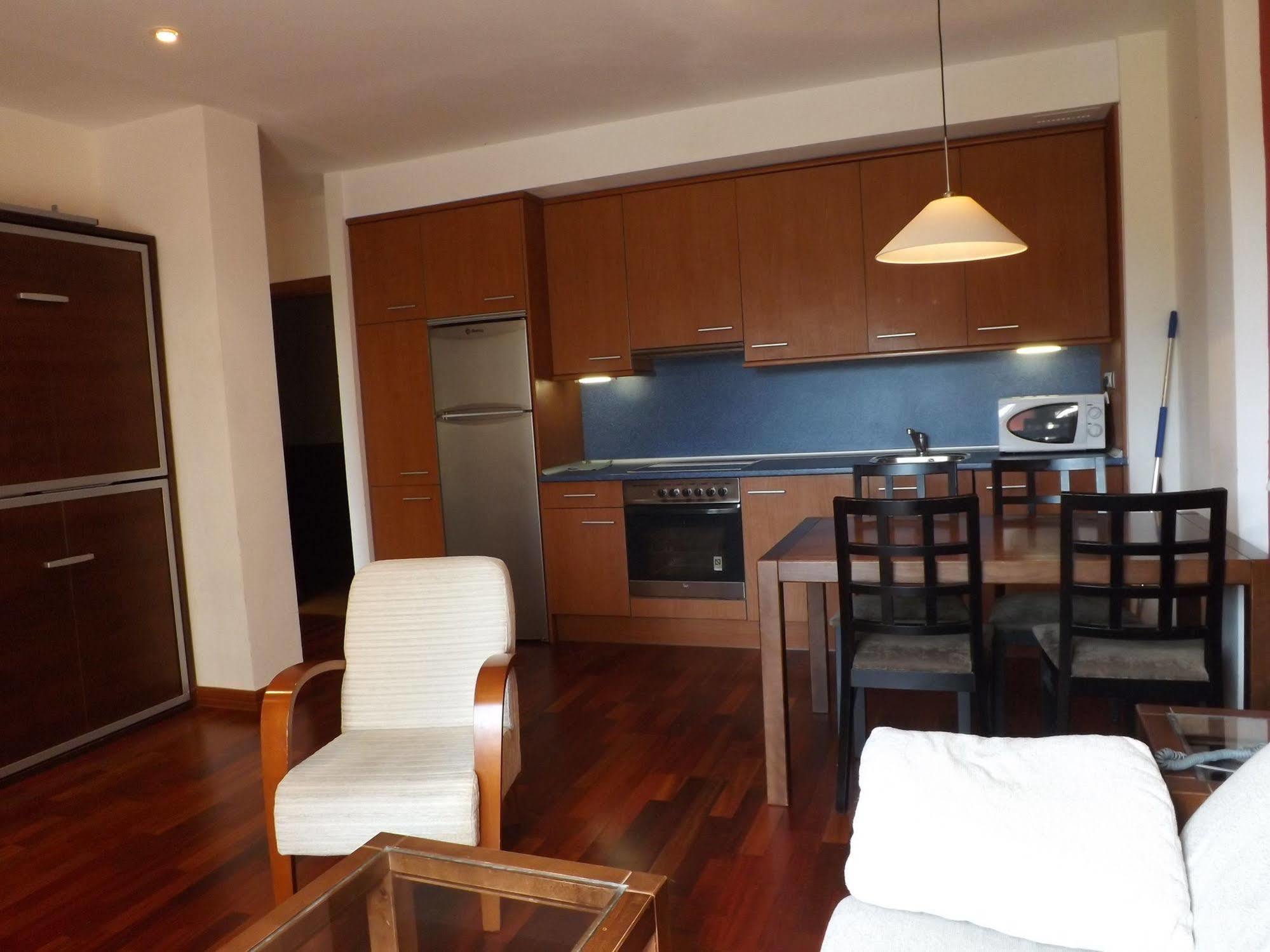 Roca Nevada Suites Villanúa Extérieur photo